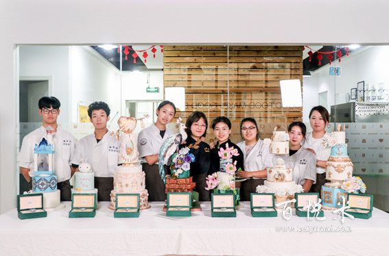 去學(xué)西點(diǎn)有沒有專業(yè)的培訓(xùn)學(xué)校推薦的？一般學(xué)費(fèi)需要多少？